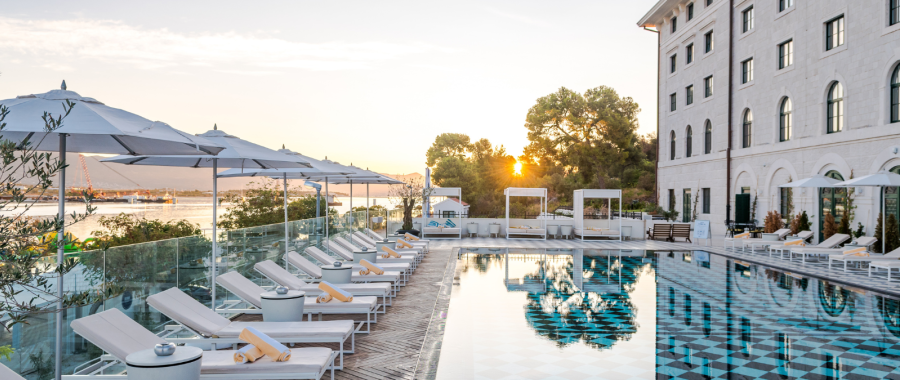 Brown Beach House Croatia